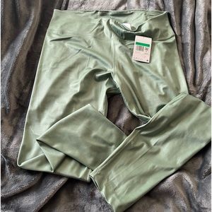 Nike Women’s dri-fit leggings